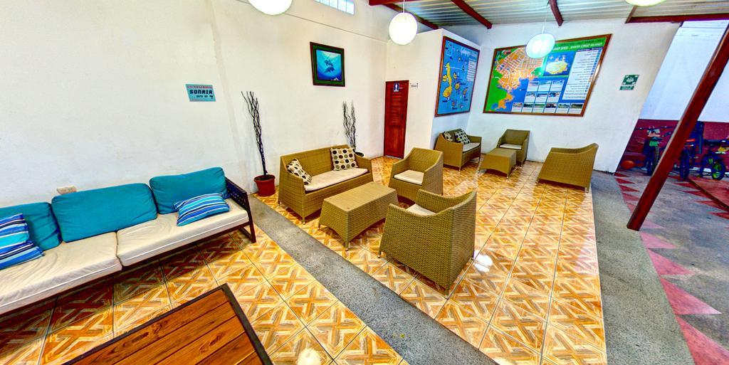 Hostal Espana Puerto Ayora  Zewnętrze zdjęcie