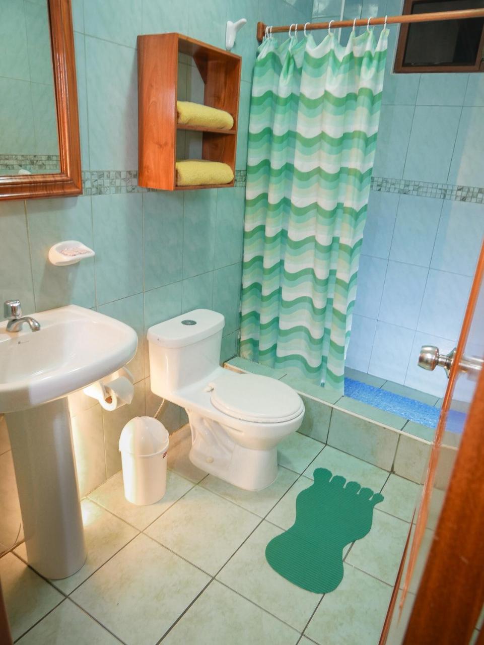 Hostal Espana Puerto Ayora  Zewnętrze zdjęcie