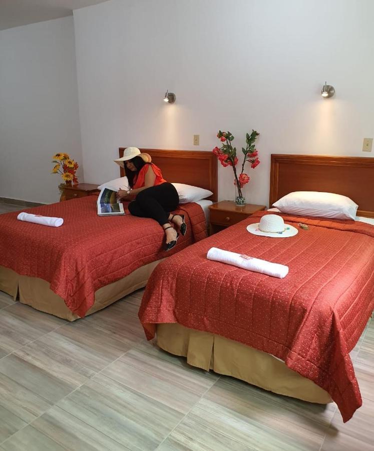 Hostal Espana Puerto Ayora  Zewnętrze zdjęcie